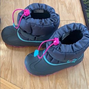 Girls winter boots